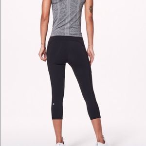 Lululemon Speed Up Crop 21”